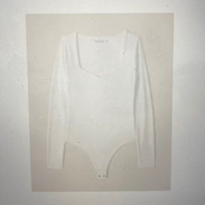 Abercrombie Long Sleeve Double Layered Seamless Fabric Sweetheart Bodysuit